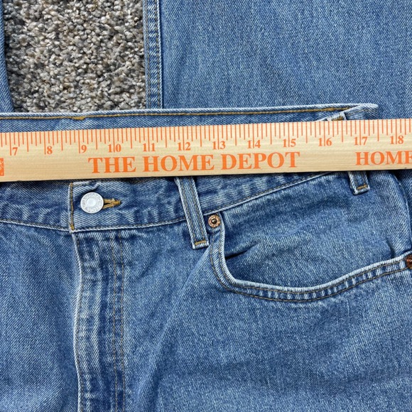 Vintage Levi's 505 Men's 35x31 Jeans Canada Made Regular Straight Leg Blue Denim - Picture 7 of 12